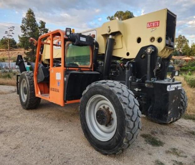 Used 2015 JLG 12k Reach Forklift G12-55A