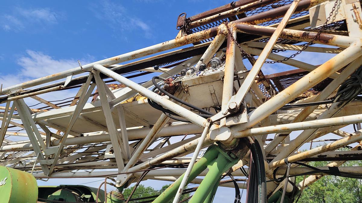 Used 1980 Franks 1287 Workover Rig