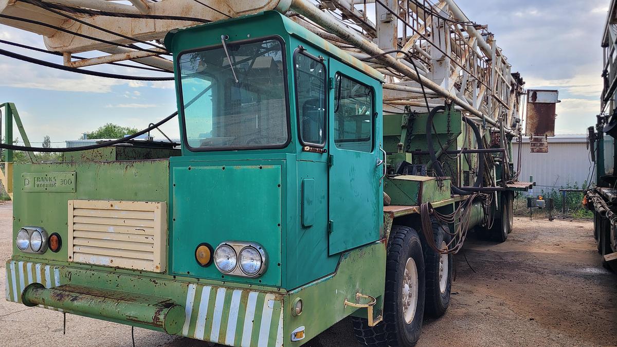 Used 1980 Franks 300 Workover Rig