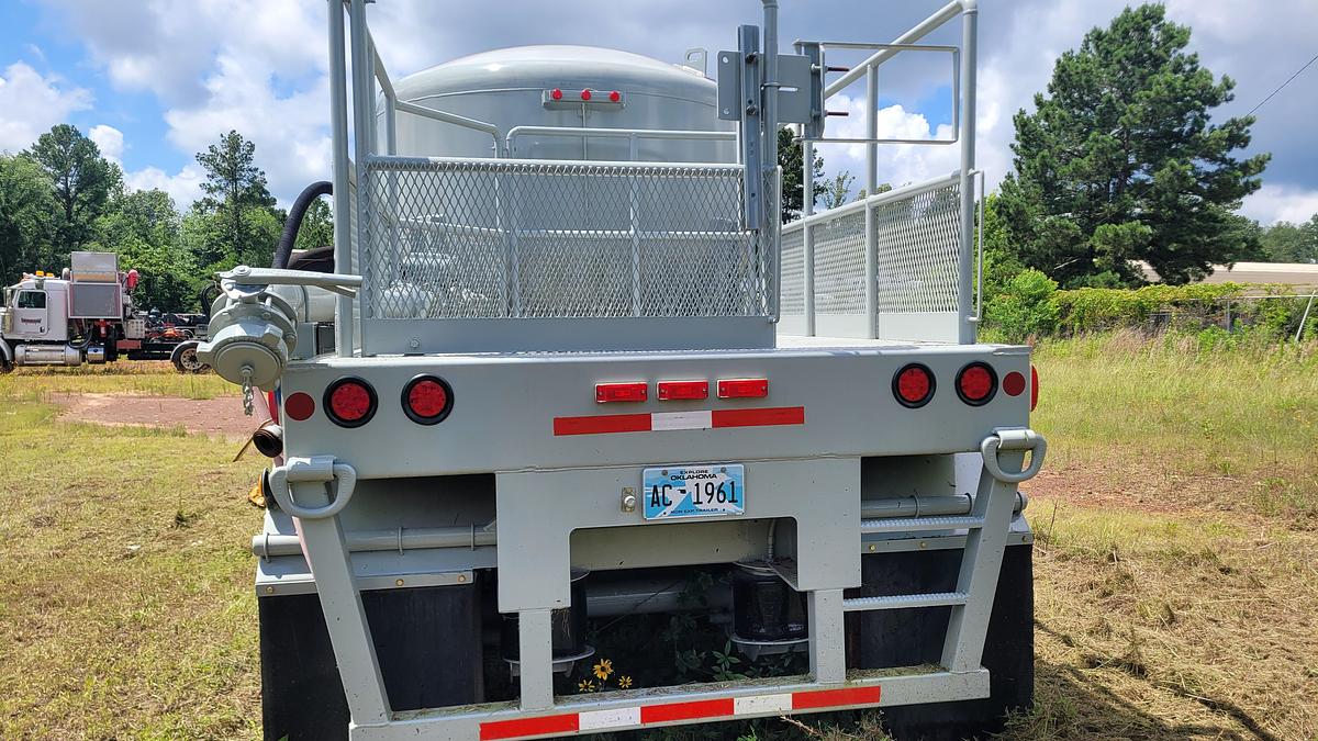 Used 2005 Worley Cement Bulk Trailer
