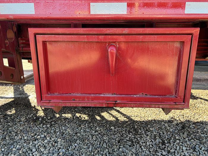 Used 2013 Hawker Pipe Handler