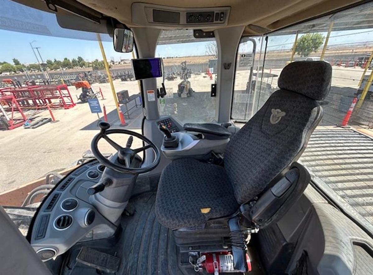 Used 2020 Case 821G wheel loader