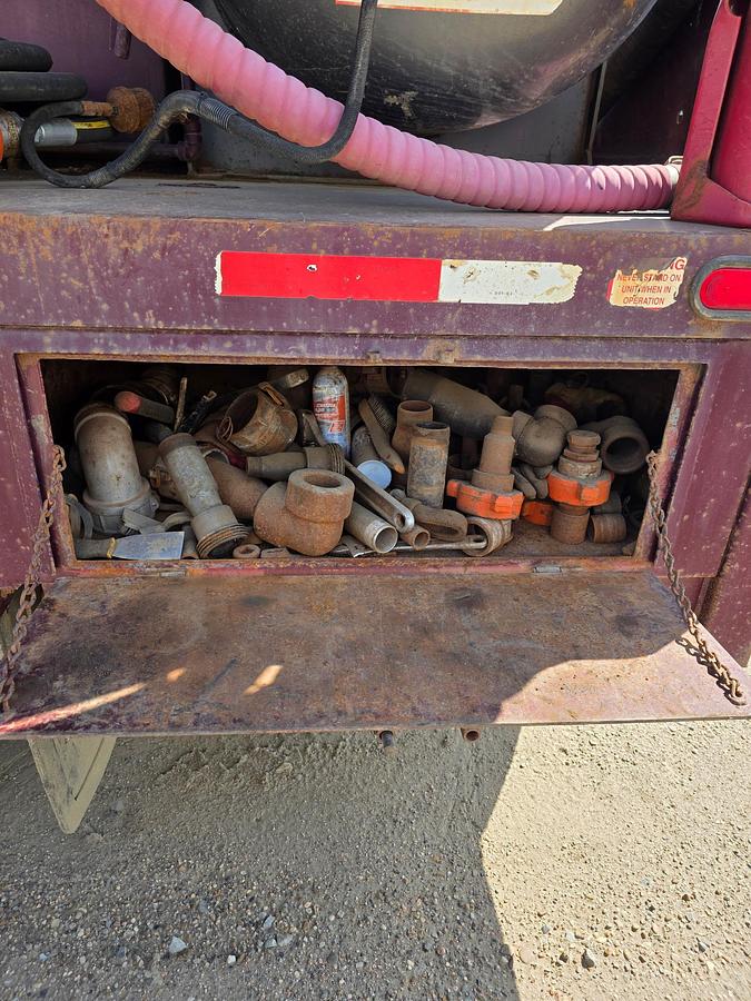 Used 1999 Kenworth T800 Hot Oiler Truck
