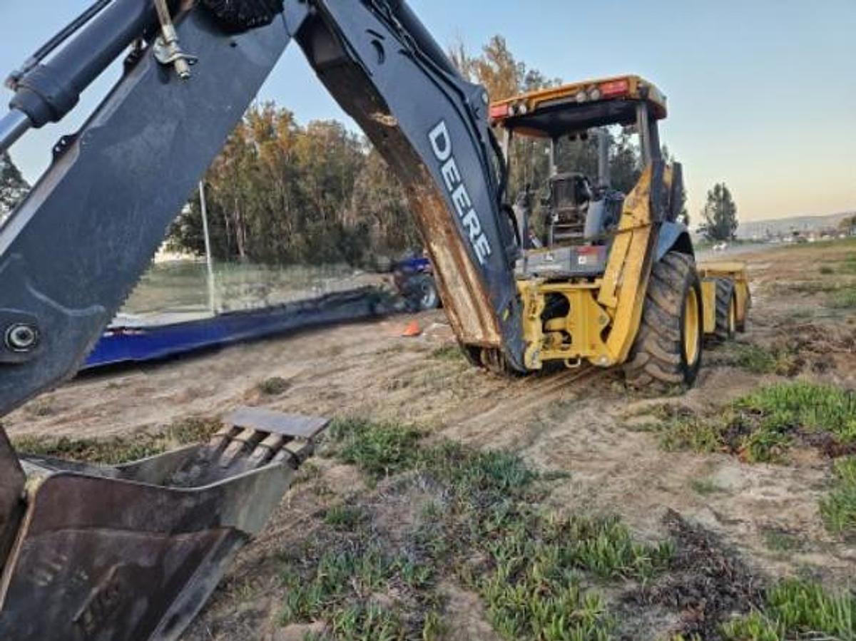 Used John Deere 710L Backhoe