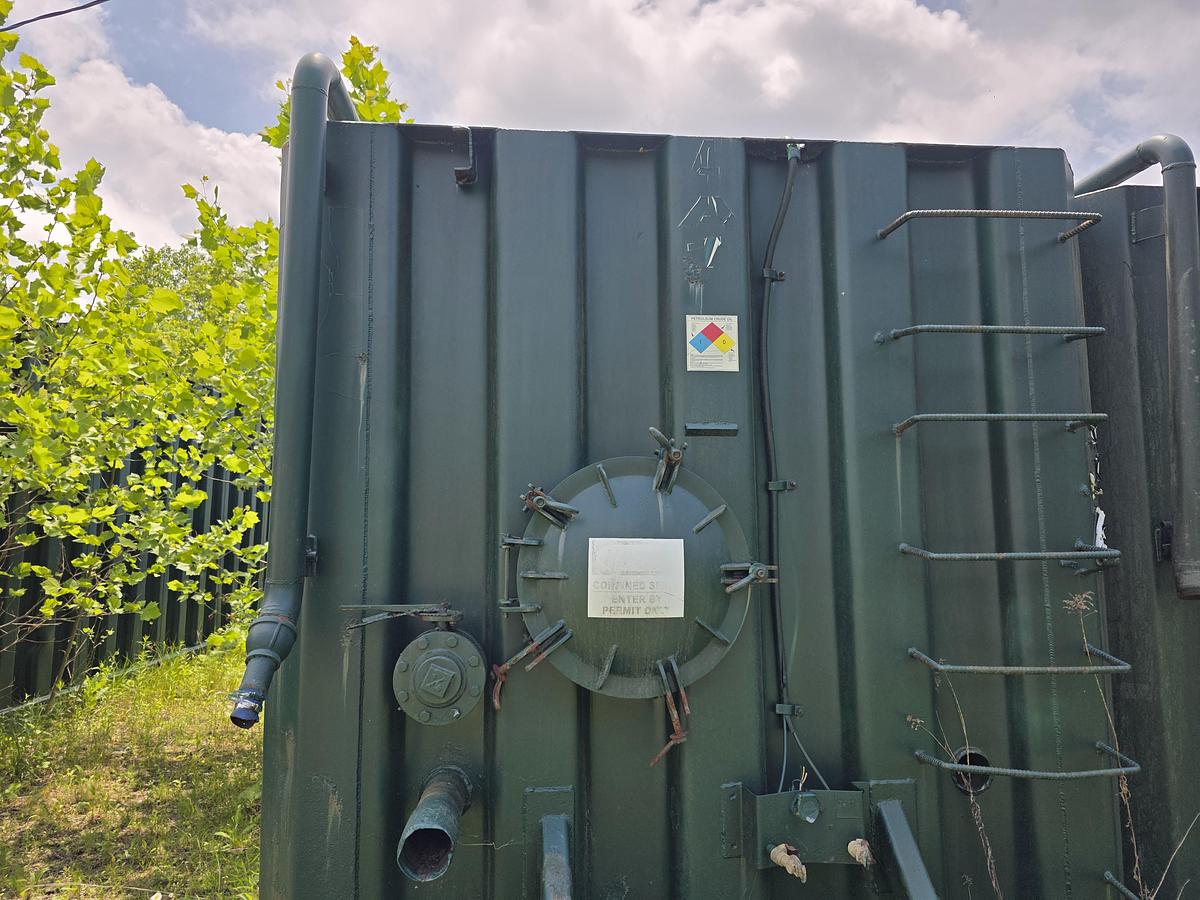 Used Valmont Frac Tank