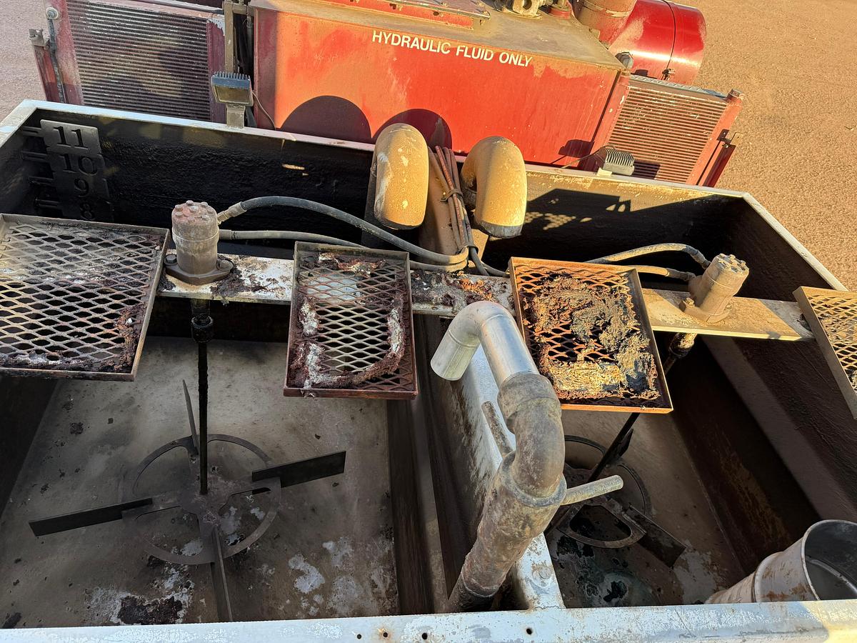 Used 2011 Cummins 1000 HP Double Pumper