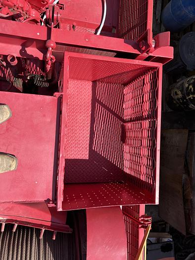 Used 1982 Franks Explorer 300 Carrier