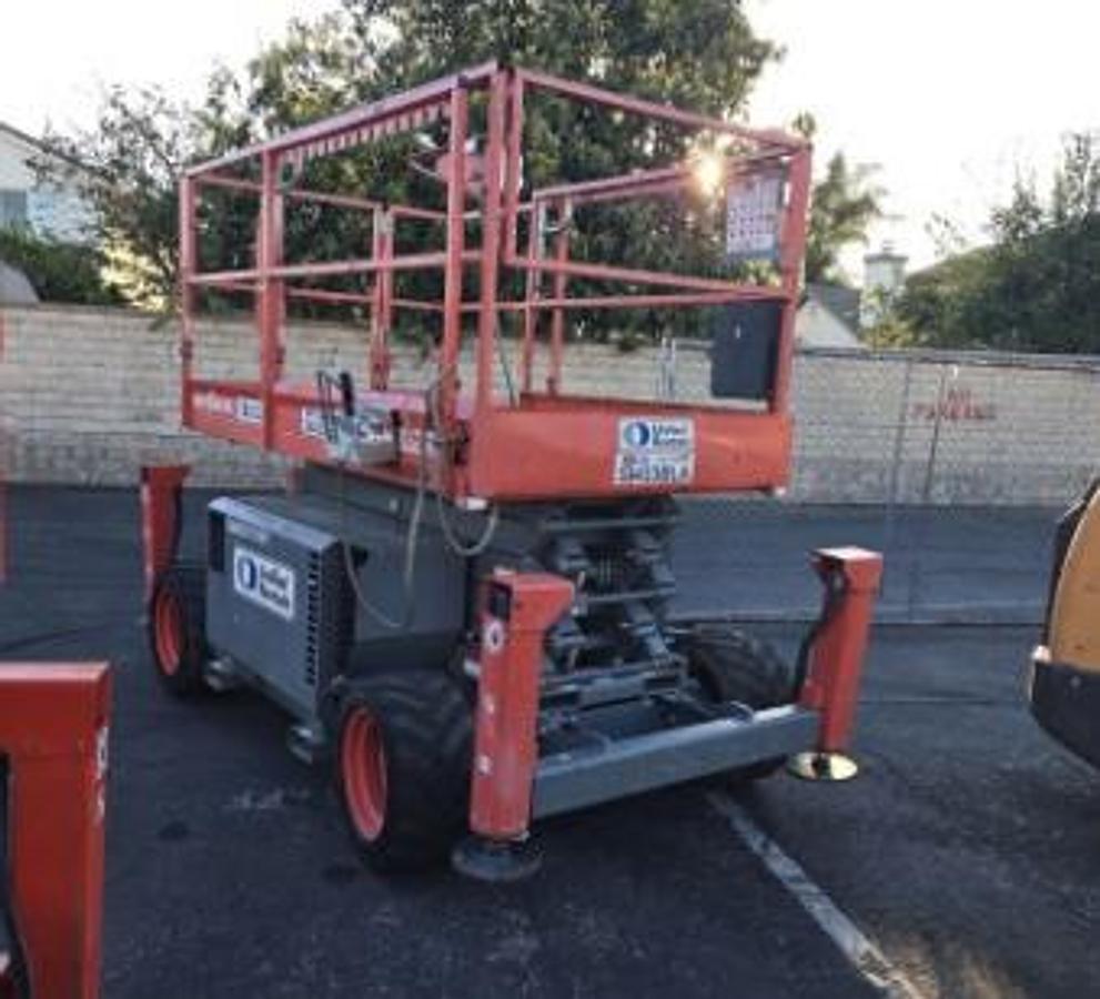 Used Skyjack 32'68" Rough Terrain Scissor Lift