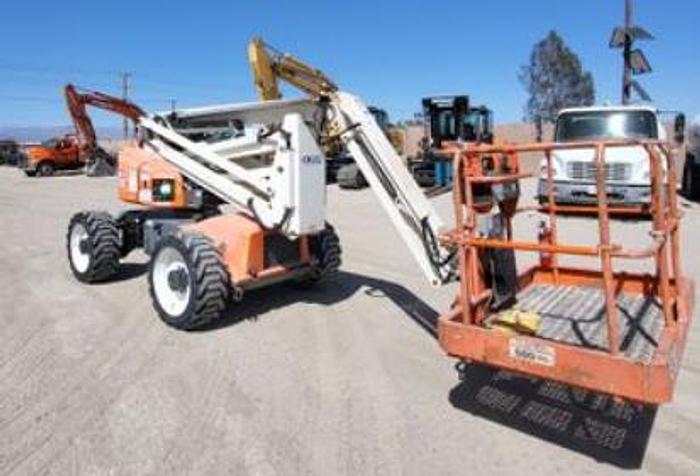 Used 45ft Articulating Boom