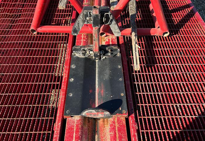 Used 2013 Hawker Pipe Handler
