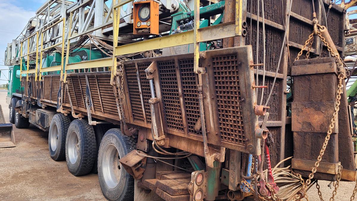 Used 2013 Rig Works Mustang 550 Workover Rig