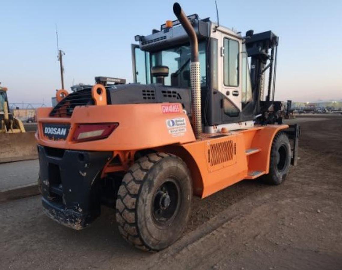 Used 2021 Doosan D160S-7