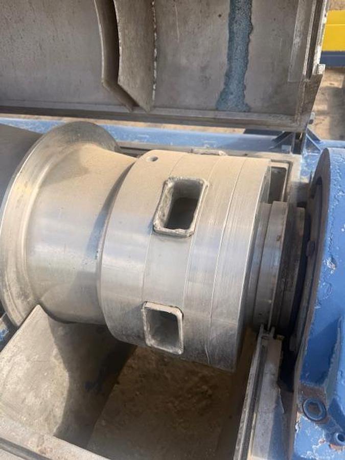 Used 2013 Huada LW 530 Decanter Centrifuge 21 x 83