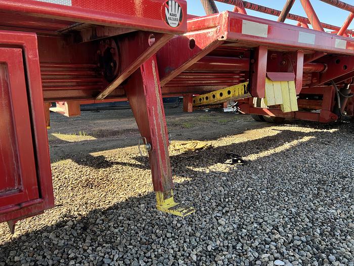 Used 2013 Hawker Pipe Handler