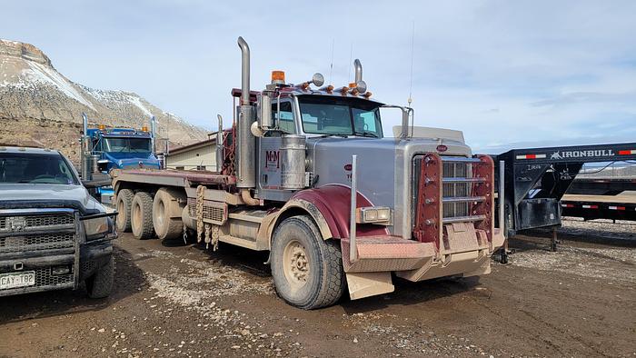 Used 2007 Peterbilt 375 Winch Truck