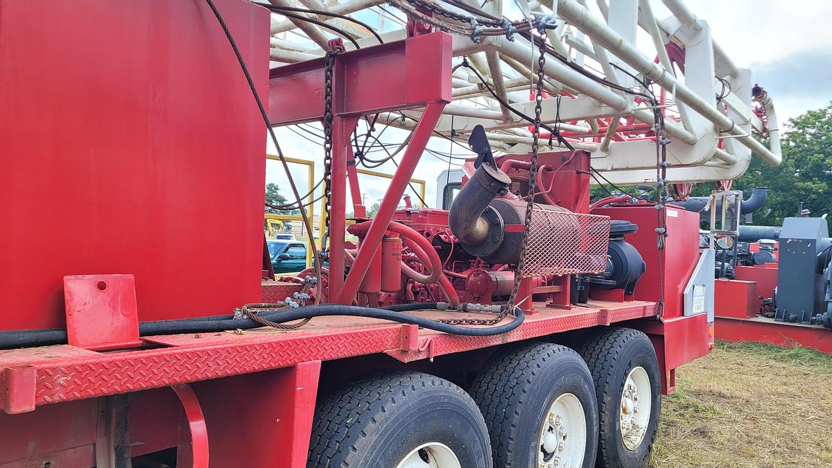 Used 2005 Lanco 750 Workover Rig