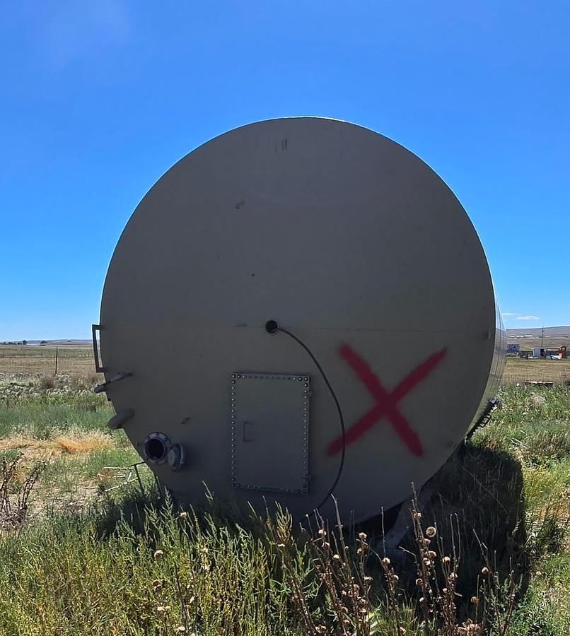 Used Strad 400 BBL Vertical Tank
