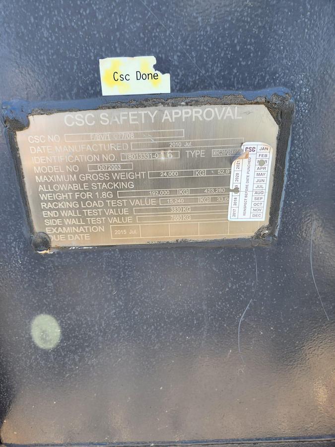 Used 2010 Volvo 550 kW Genset