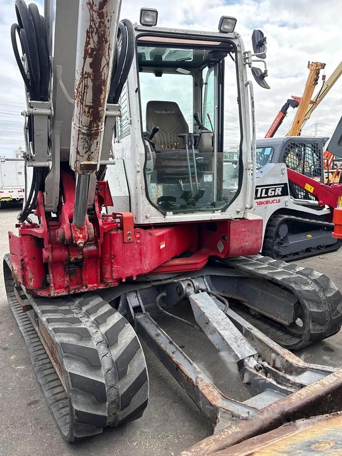 Used 2019 TAKEUCHI TB280FR EXCAVATOR