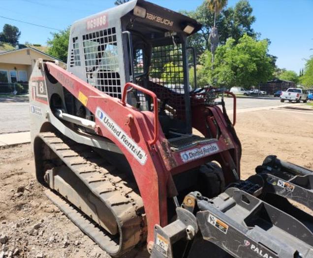 Used TAKEUCHI Track Skid Steer 