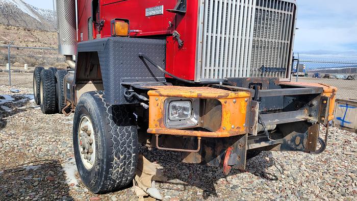 Used 1995 Navistar Paystar 5000