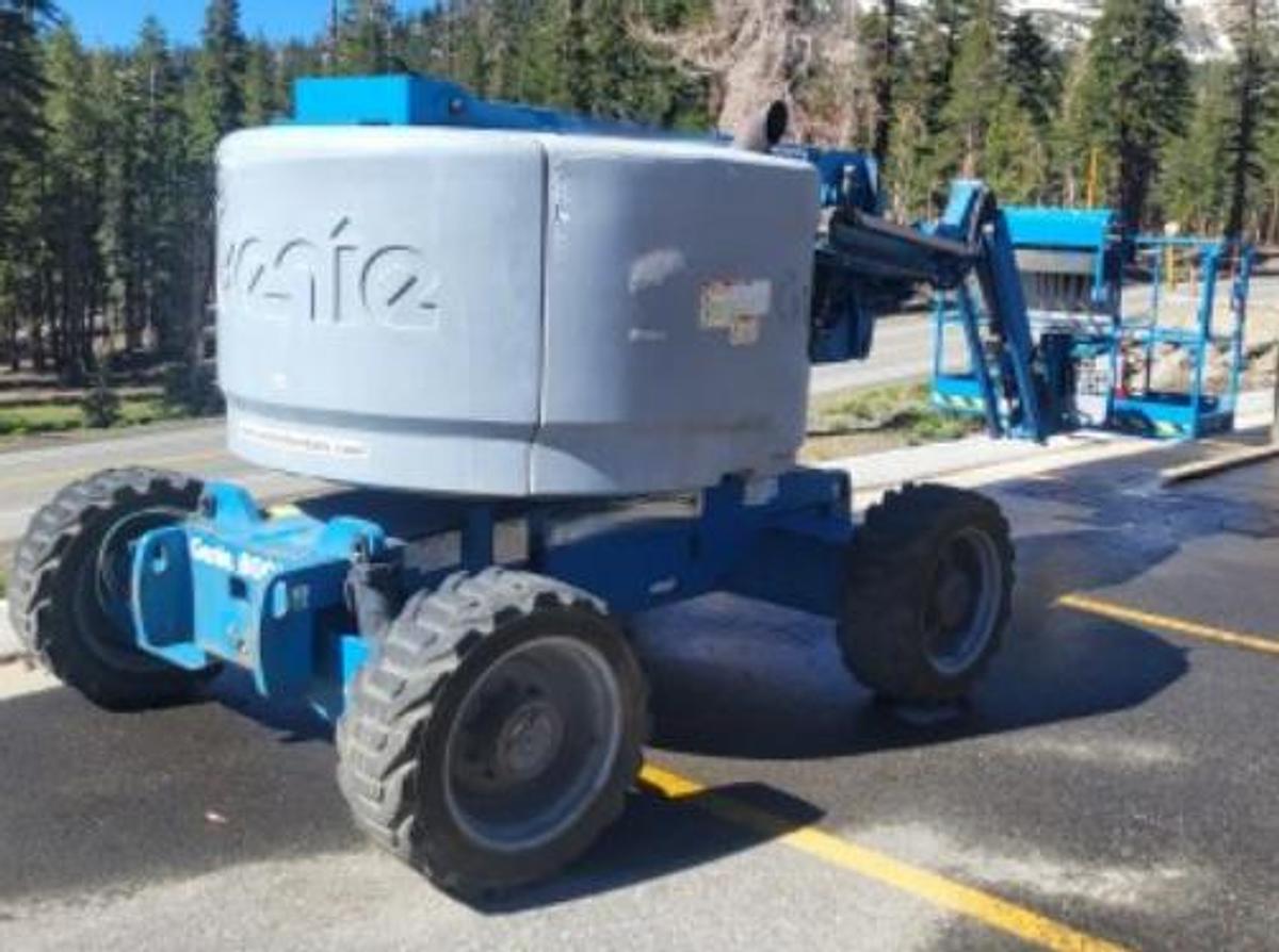 Used Genie 45ft Articulating Boom