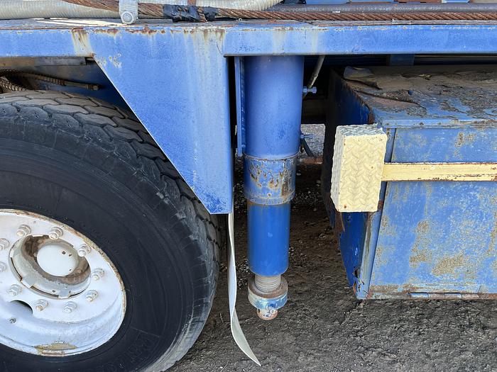 Used 2006 SJ Petro XJ400 Workover Rig