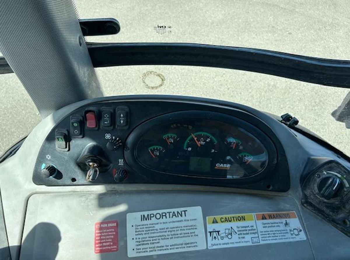 Used 2021 Case 580SN Extend-A-Hoe Backhoe