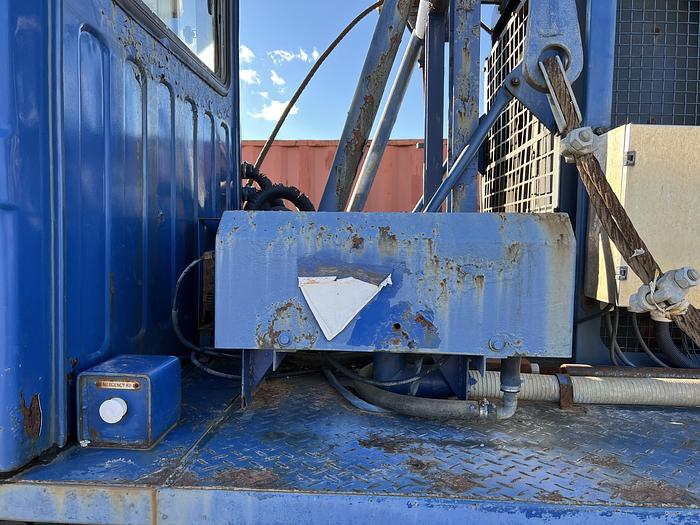 Used 2006 SJ Petro XJ400 Workover Rig