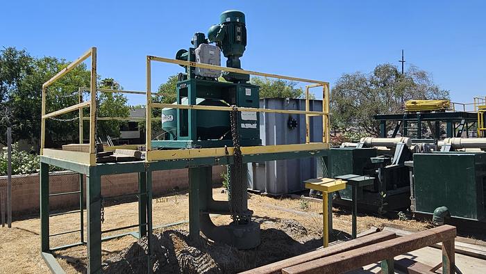 Used Derrick Vacuum Degasser