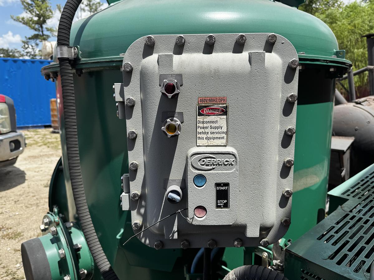 Used Derrick Vacu-Flo 1200 Vacuum Degasser