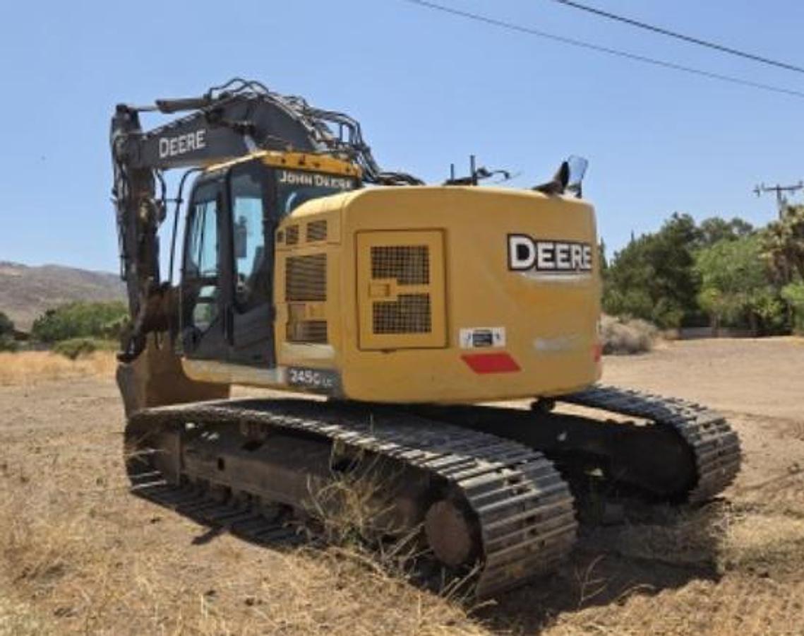 Used 2019 John Deere 245G LC