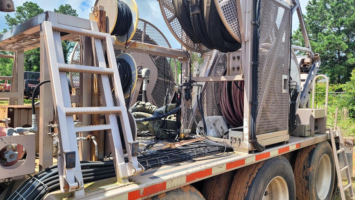 Used 2007 NOV Hydra Rig Coiled Tubing Unit