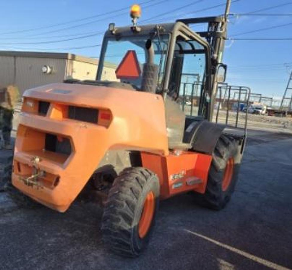 Used 2022 AUSA C401HX4 8,000Lbs forklift