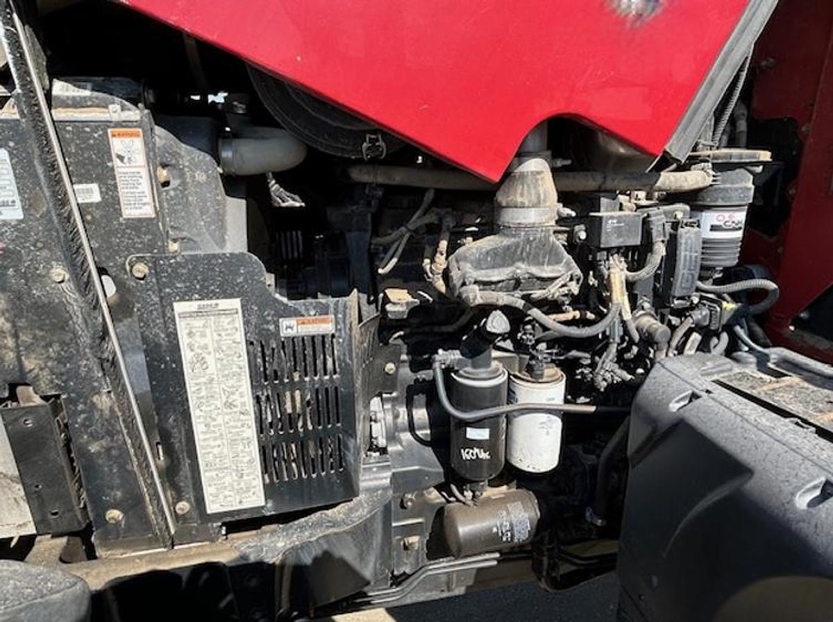 Used 2020 CASE FARMALL 140A