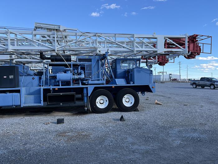 Used 2006 SJ Petro XJ400 Workover Rig