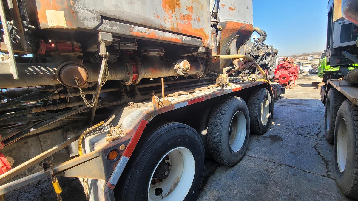 Used 2008 International Cement Pumper