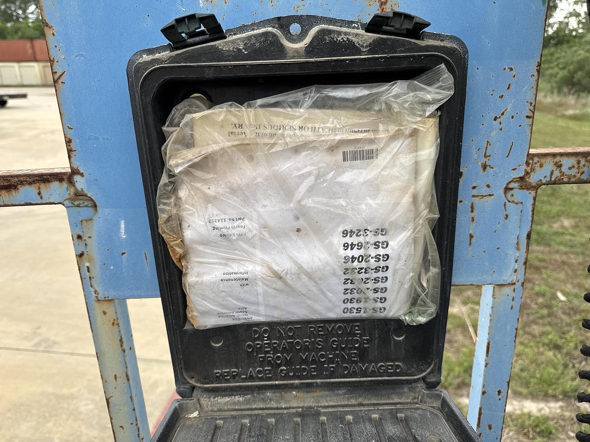 Used 2000 Genie Industries GS-3246