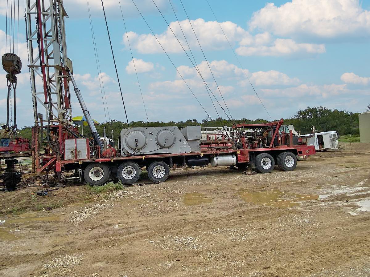 Used 2009 Service King SK 575