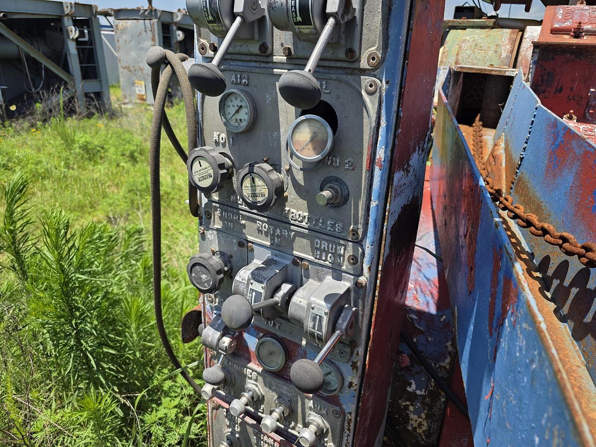 Used Skytop Brewster N-46 900 HP Drilling Rig