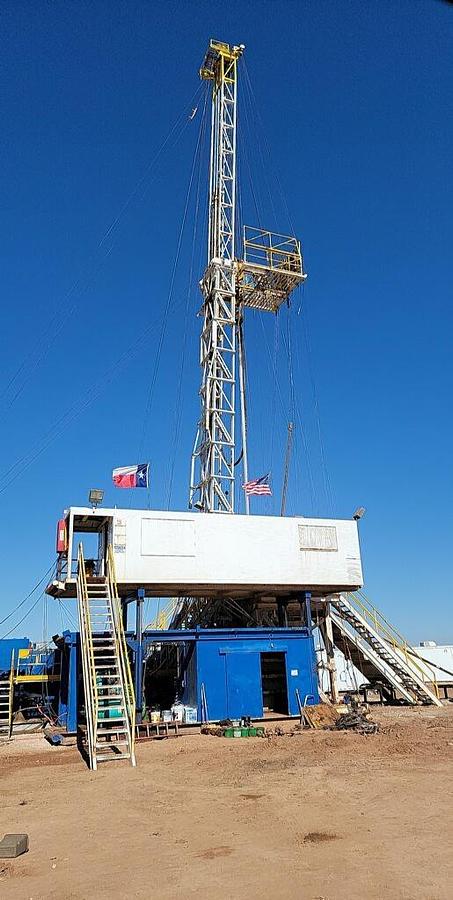 Used 2008 NOV 5C Workover Rig