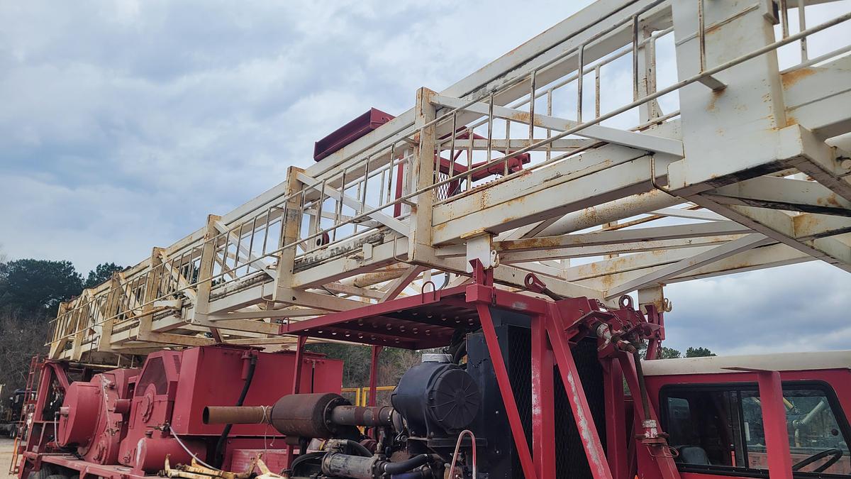 Used 2008 NOV 5C Workover Rig