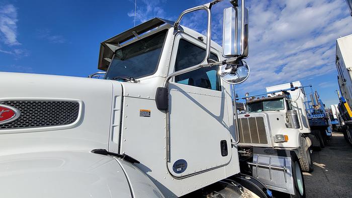 Used 2015 Peterbilt 382