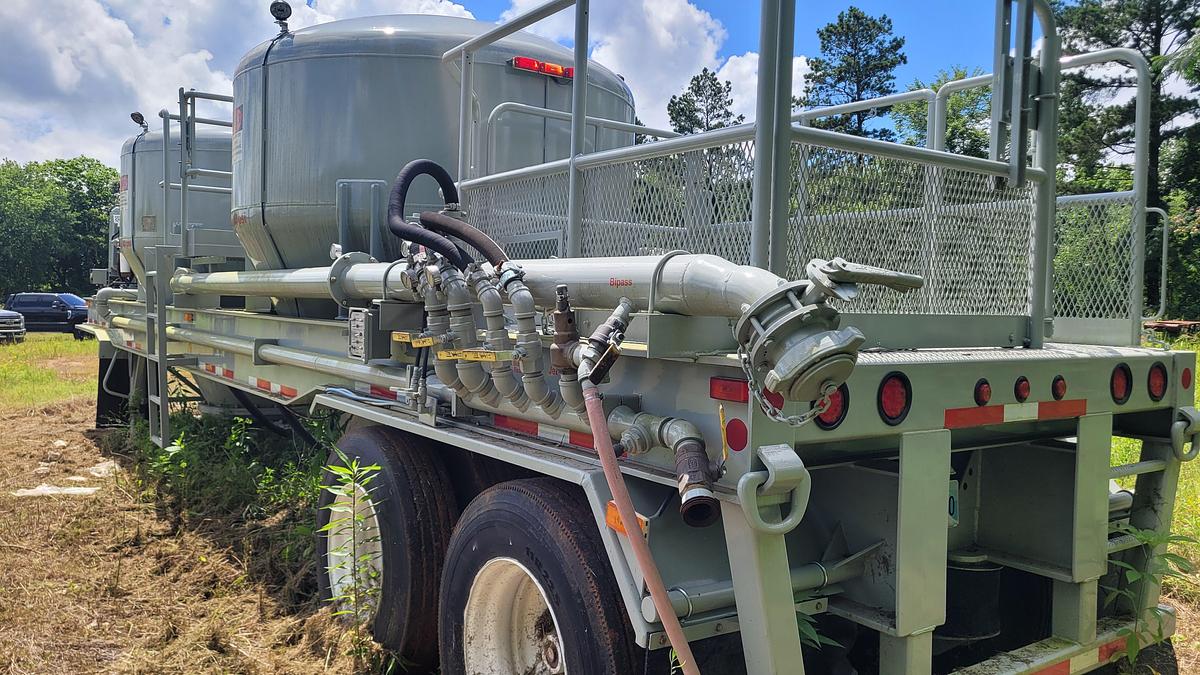 Used 2005 Wilco Cement Bulk Trailer