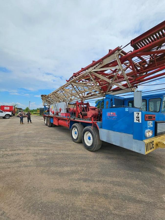 Used 1981 Franks 300 Workover Rig