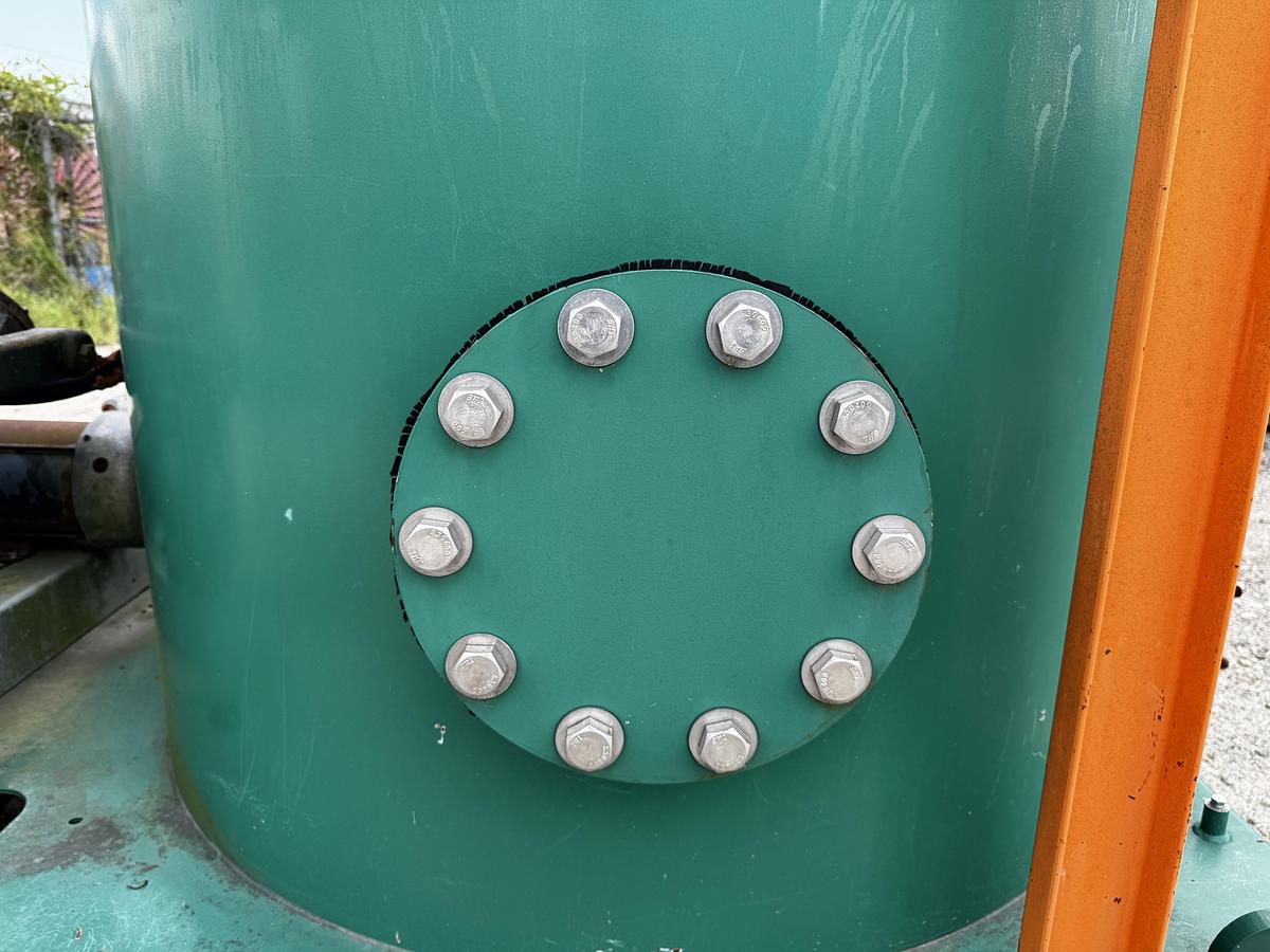 Used Derrick Vacu-Flo 1200 Vacuum Degasser