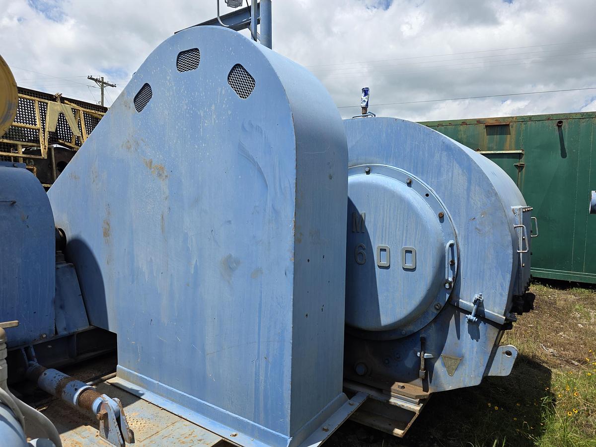 Used Skytop Brewster N-46 900 HP Drilling Rig