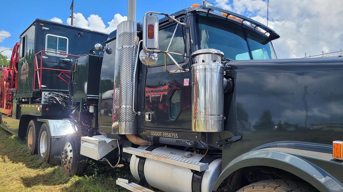 Used 2003 NOV Hydra Rig Coiled Tubing Unit