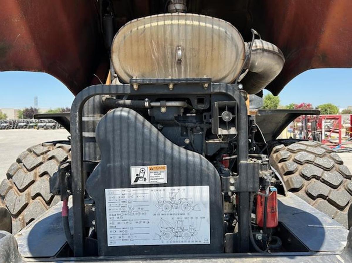 Used 2020 Case 821G wheel loader