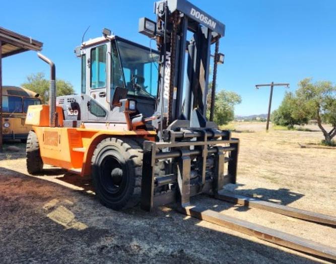 Used Doosan D160S-7 36,000 LBS forklift